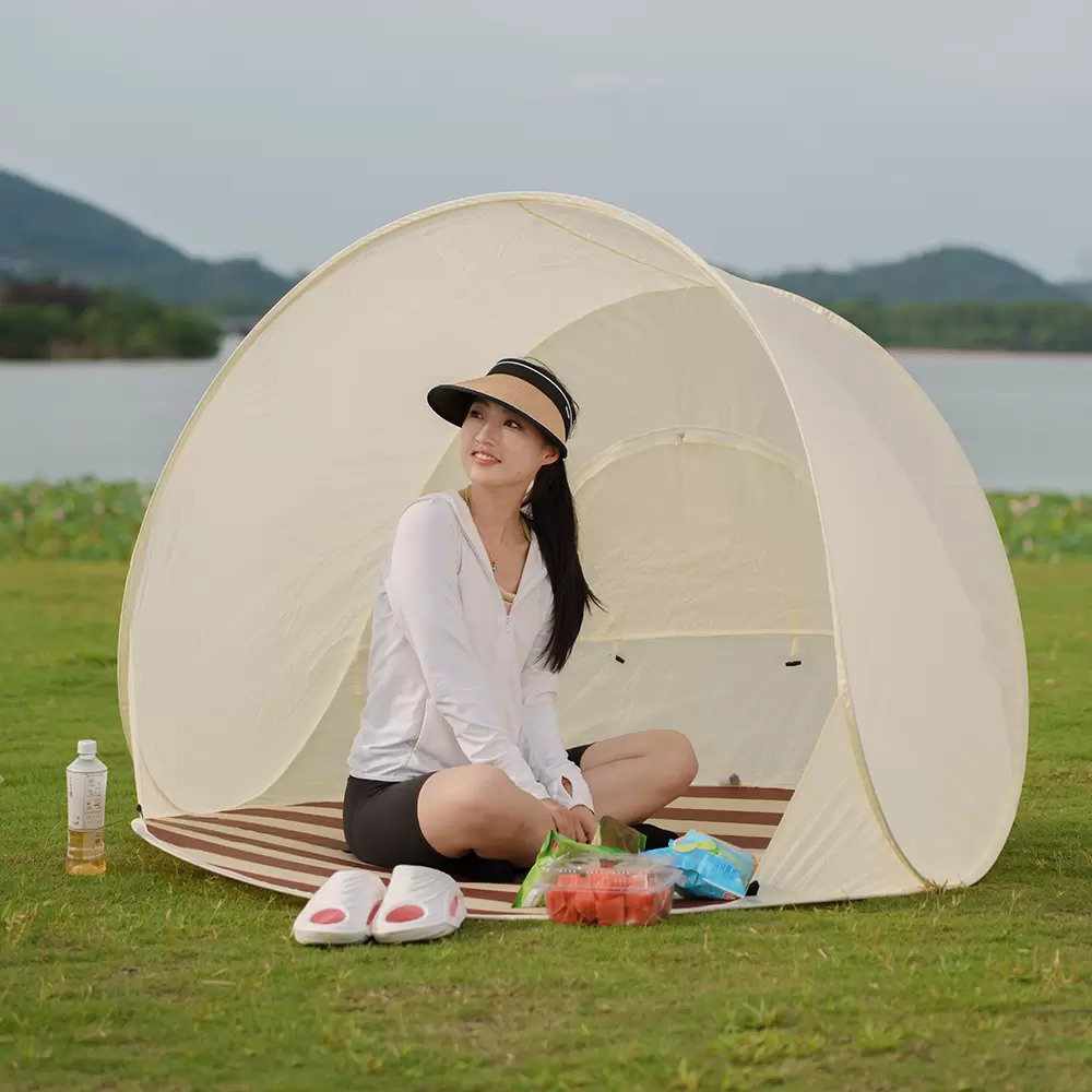 屋外用折りたたみテント