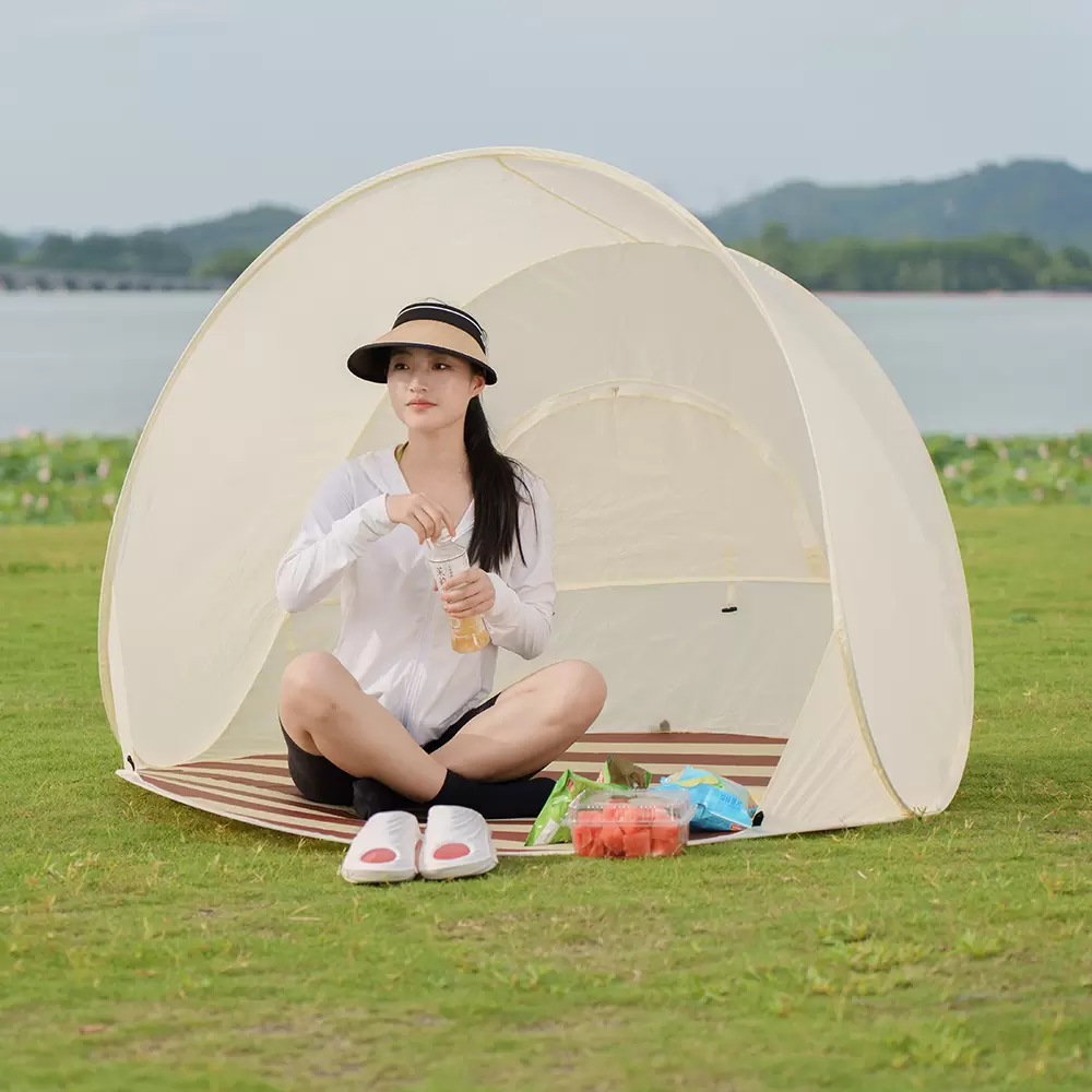 屋外用折りたたみテント