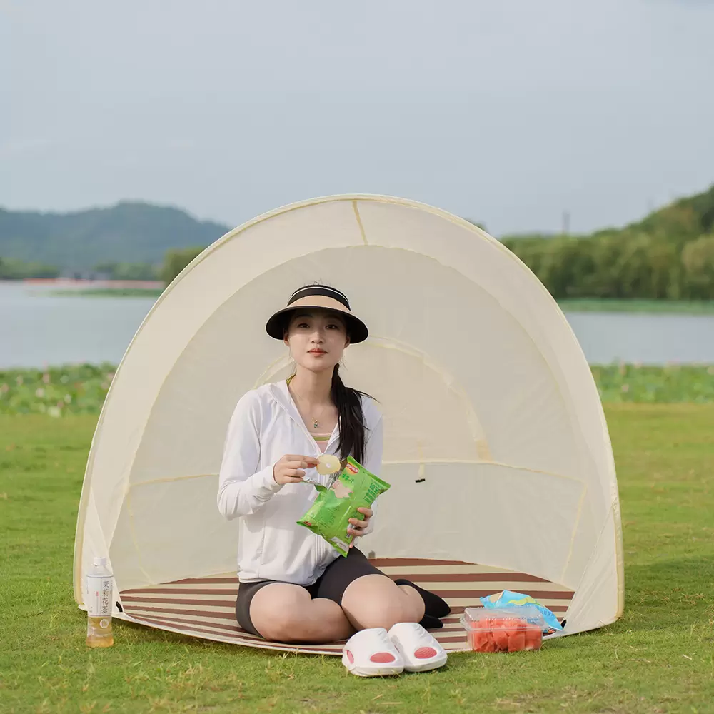 屋外用折りたたみテント