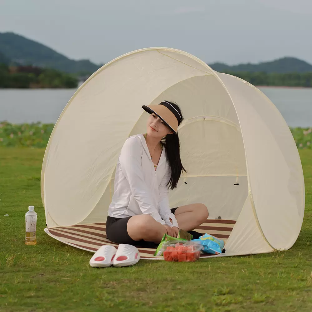 屋外用折りたたみテント